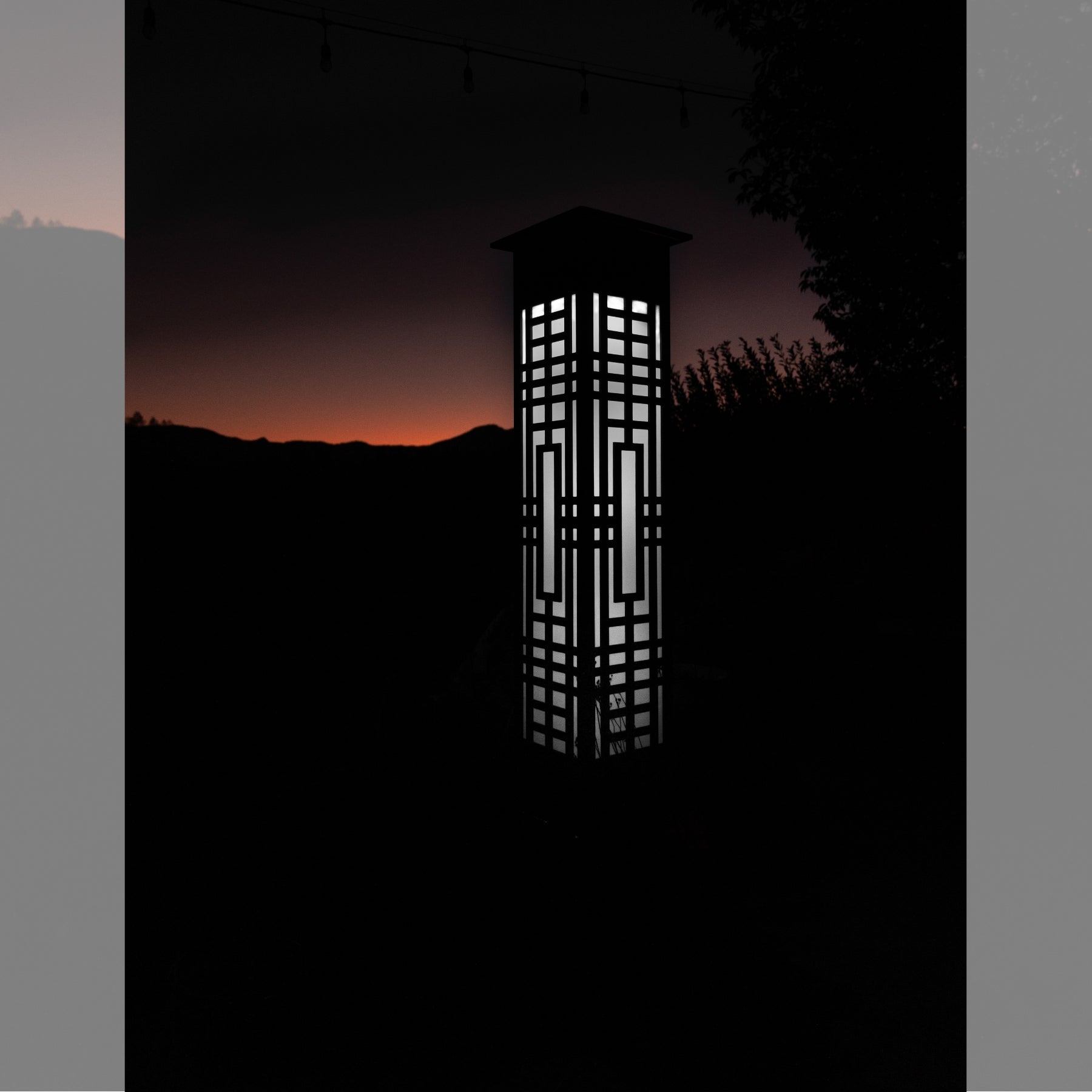 Solar Light Towers | Diffused Light Edition