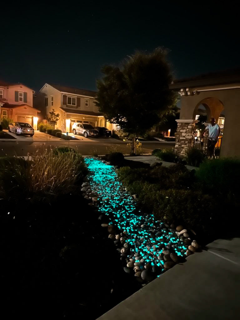 16-25mm Quantum Grade Aggregate - Aqua 1lb (~125 Rocks)