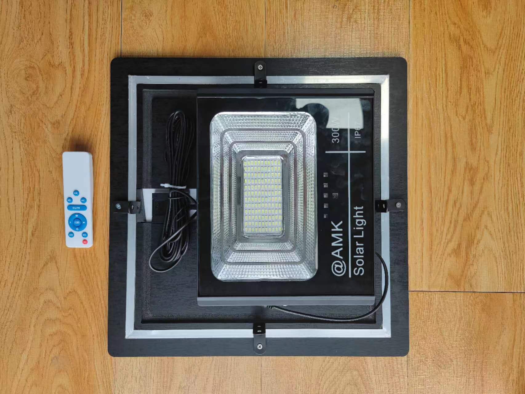 Light Towers | Lily Design | DIY Friendly