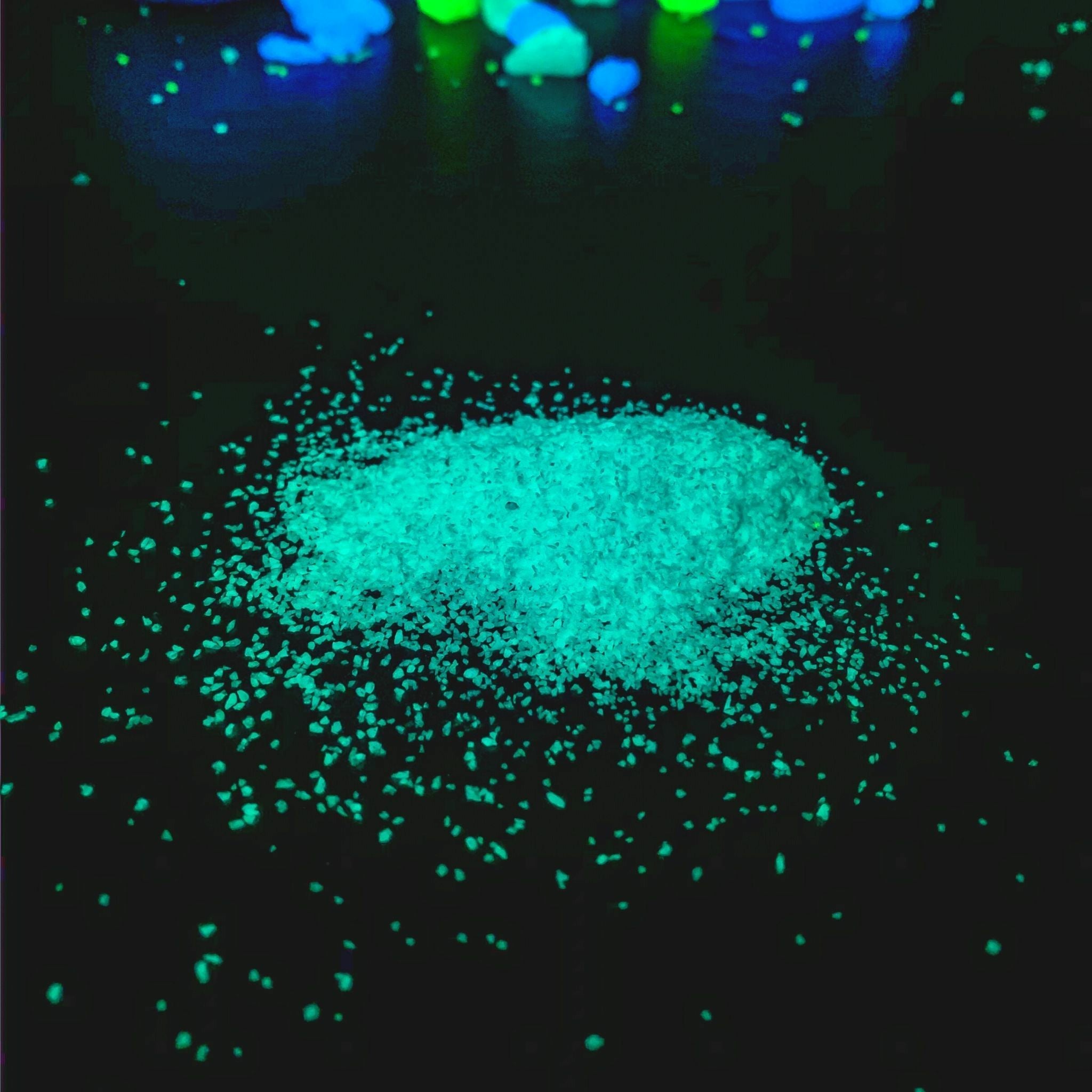 0.5-1mm Quantum Grade Aggregate Aqua 1lb